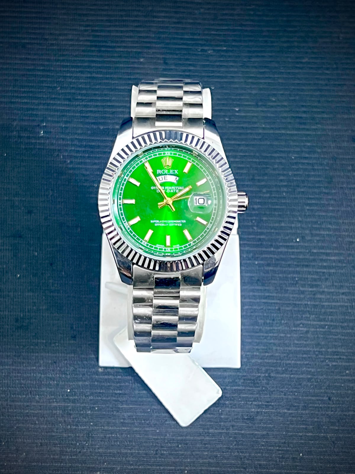 Premium Green Dial Watch – Classic Edition - Wristxwear.shop
