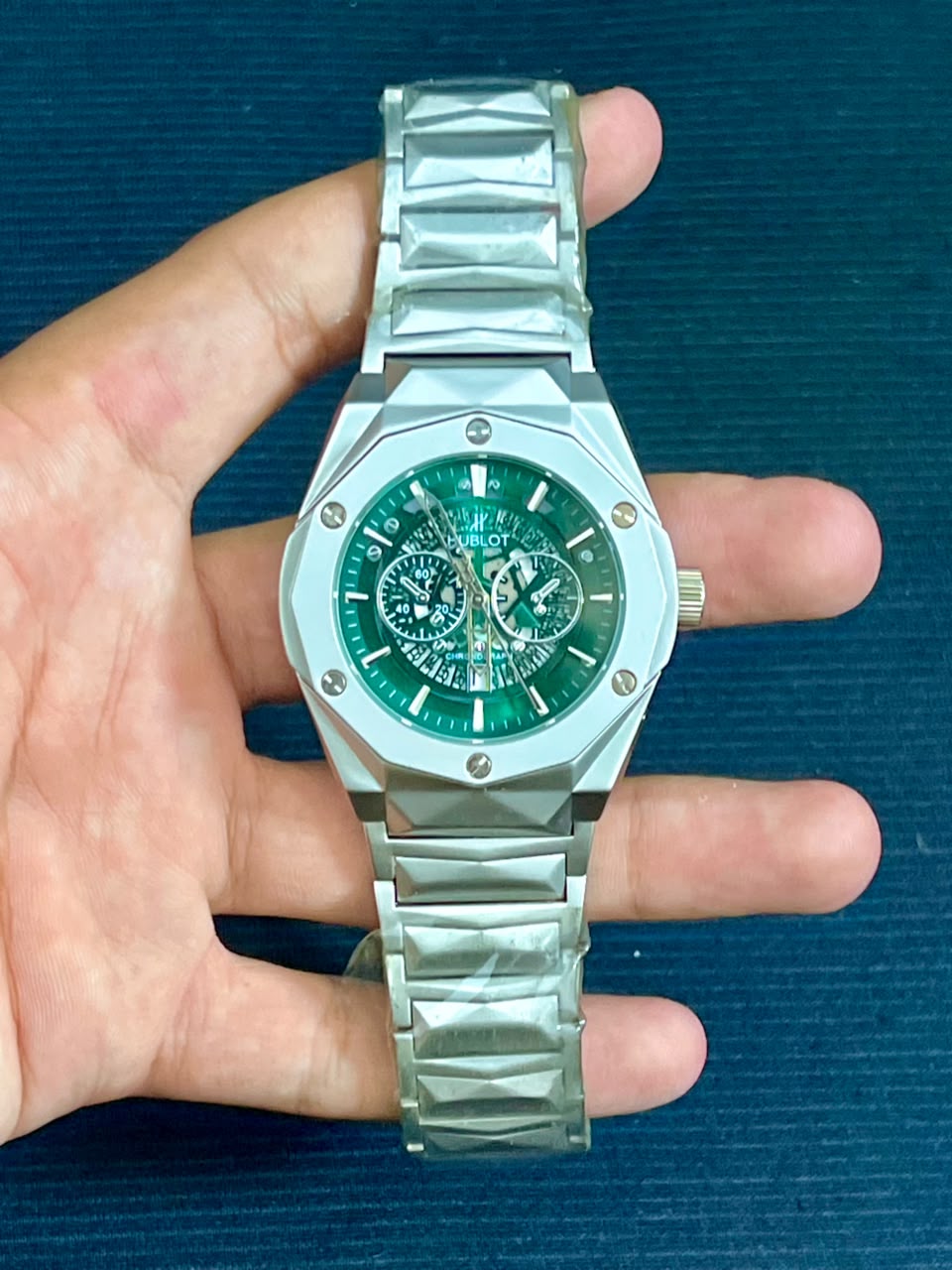 Premium Green Dial Watch – Essential Edition - Wristxwear.shop
